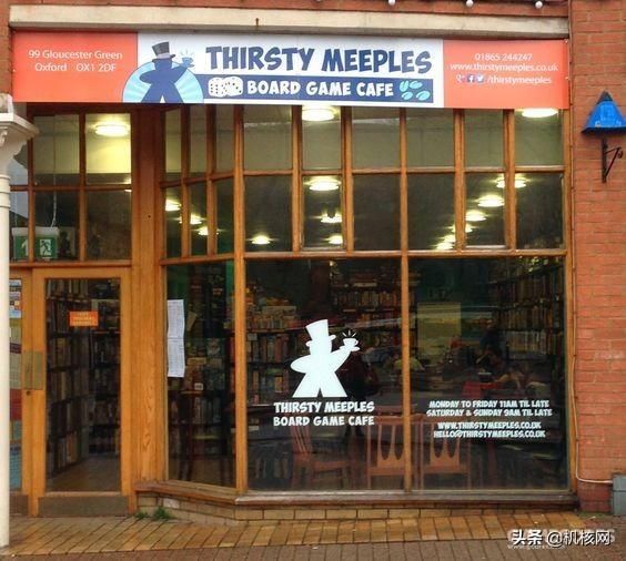 2021年了，我为什么还去开桌游吧