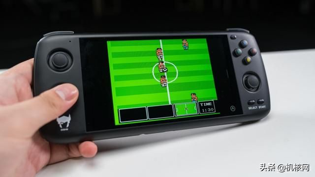 AYN Odin Pro掌机试玩：完成度挺高的，可玩性不错的Android掌机