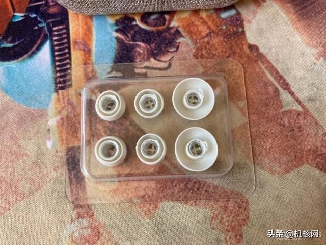 TWS蓝牙耳机的巅峰之作:森海塞尔 Momentum True Wireless 2