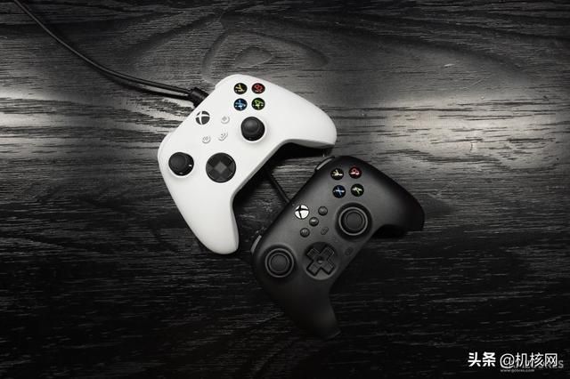 Xbox手柄平替优选,八位堂猎户座手柄开箱体验