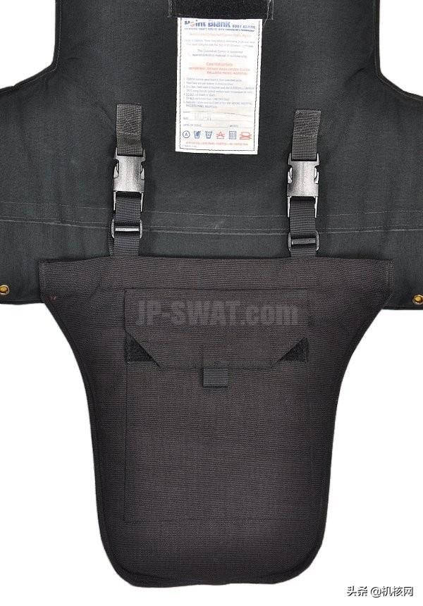 《生化危机3》里，卡洛斯身上这件背心到底是个啥？