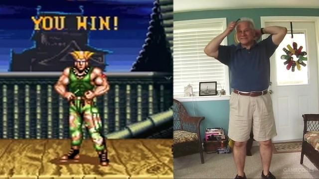 一个老头儿模仿《街霸2》里一堆羞耻动作