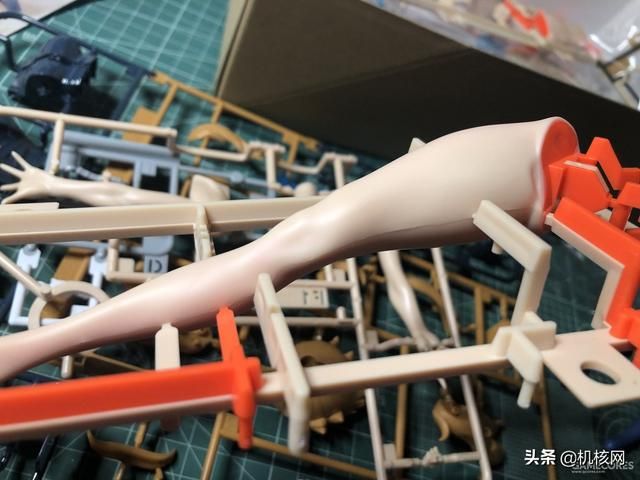 万代好活儿，200 元的“拼装美少女”到底怎么样