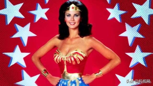 不止《神奇女侠1984》,这位女英雄已经影响了几代人的童年