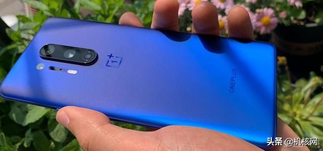 从一加7T再到一加8Pro，聊聊我转投安卓阵营后日渐“真香”的体验