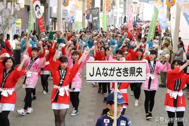 从传统到流行,关于法被的二三事