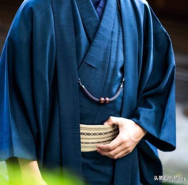 从传统到流行,关于法被的二三事