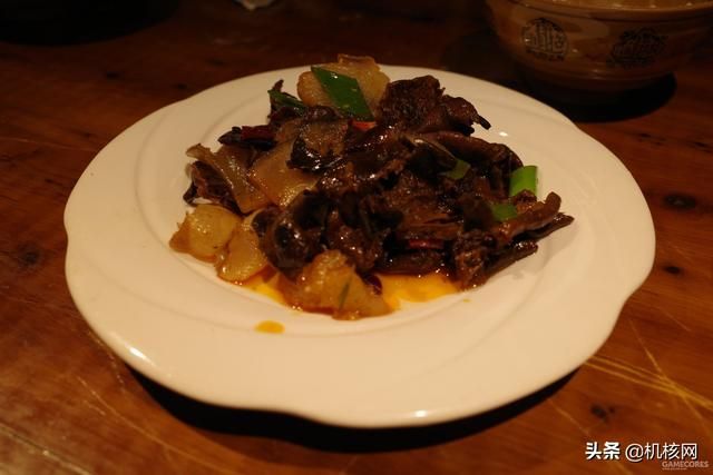 从开发游戏《藏梦》到享受西藏美食：藏餐吃什么？