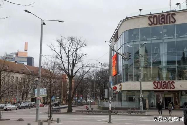 劫持、秘密股东、骚扰:《极乐迪斯科》初创团队为何分崩离析