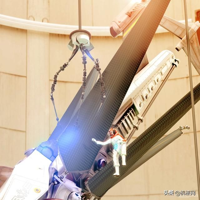 原创3D科幻角色设计:“海象”舱外宇航服