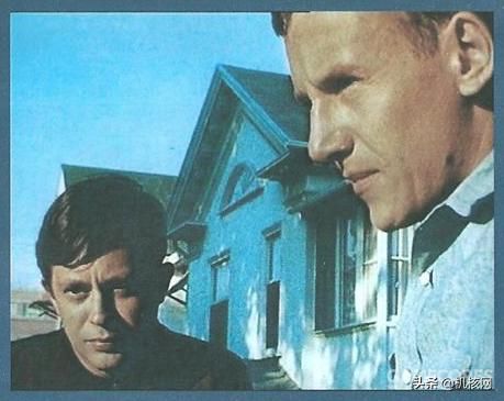 墨比斯创作的秘密——摄影图片的系统性使用