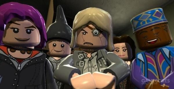 大家还记得这个戴眼镜的男孩吗?