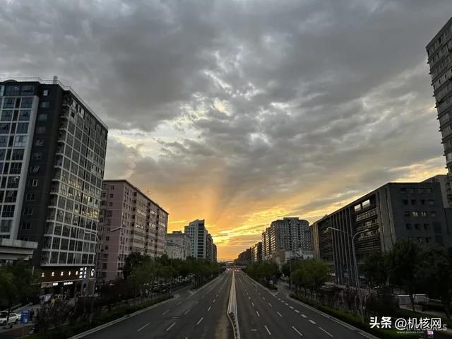 大屏、性能强、长续航，iPhone 14 Plus 会打动你吗？