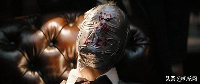 如果《元年》是新《蝙蝠侠》的皮囊，那这部漫画就是它的内核