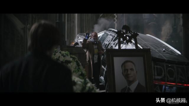 如果《元年》是新《蝙蝠侠》的皮囊，那这部漫画就是它的内核