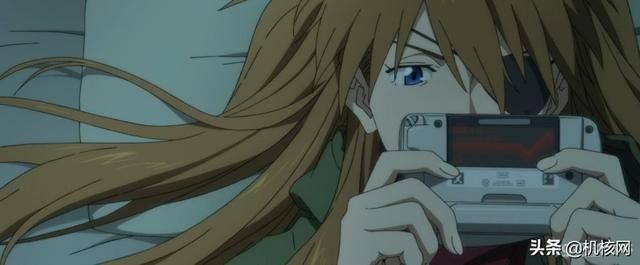 对《EVA 终》明日香所持掌机进行考据