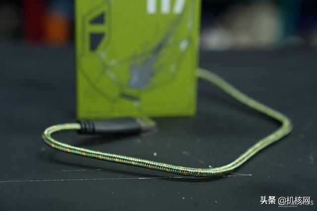 希捷 X《光环：无限》联名外置硬盘开箱