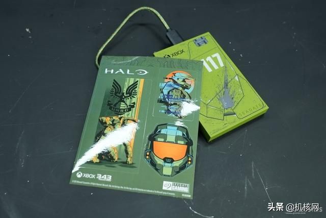 希捷 X《光环：无限》联名外置硬盘开箱