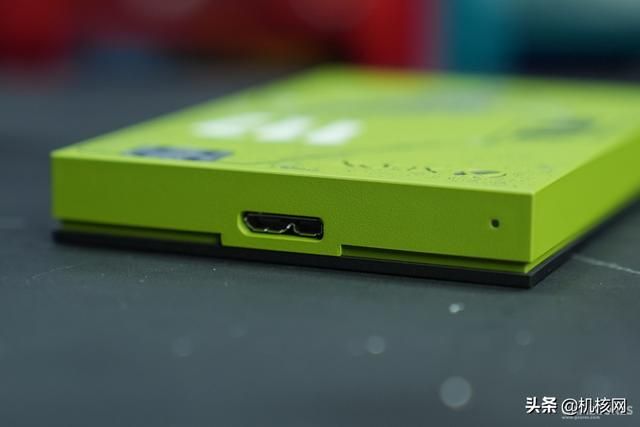 希捷 X《光环：无限》联名外置硬盘开箱