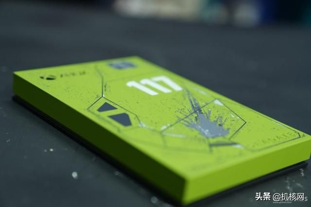 希捷 X《光环：无限》联名外置硬盘开箱