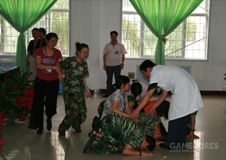 我和在网瘾中心呆了八个月的小张聊了聊