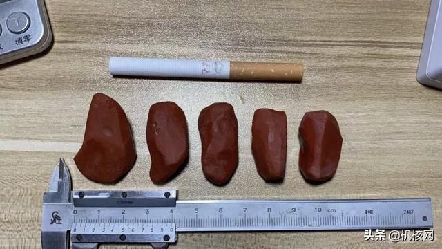 我的《剑风传奇》贝黑莱特手作南红玛瑙项链