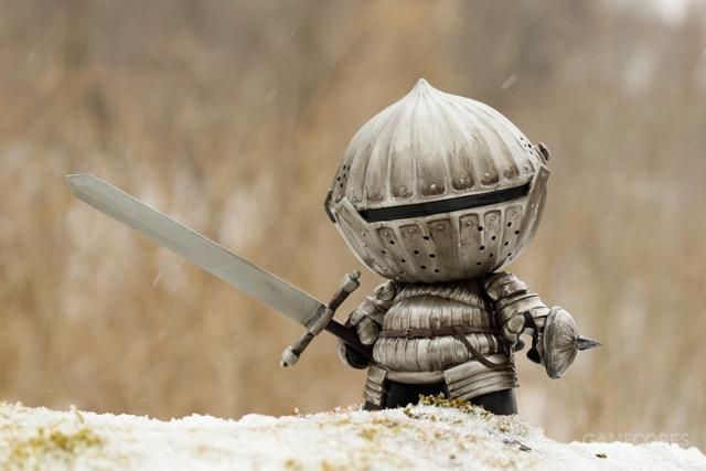 有人做了一个洋葱骑士的小雕塑