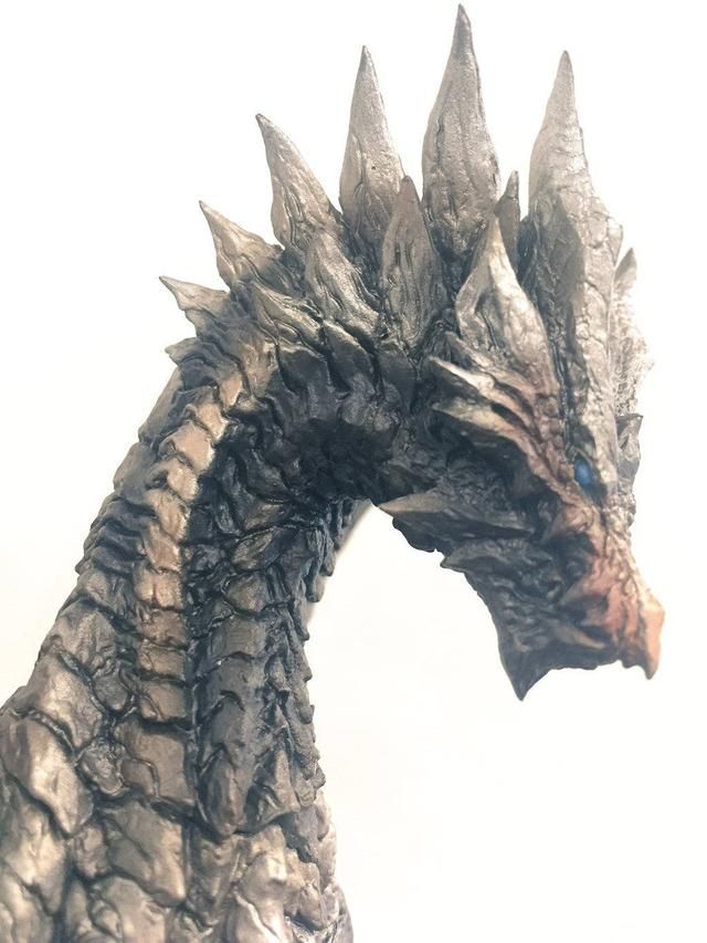 望南看北斗:对《怪物猎人X》的评论