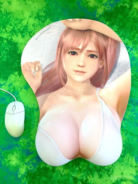 来一个胸部等身大的鼠标垫吧