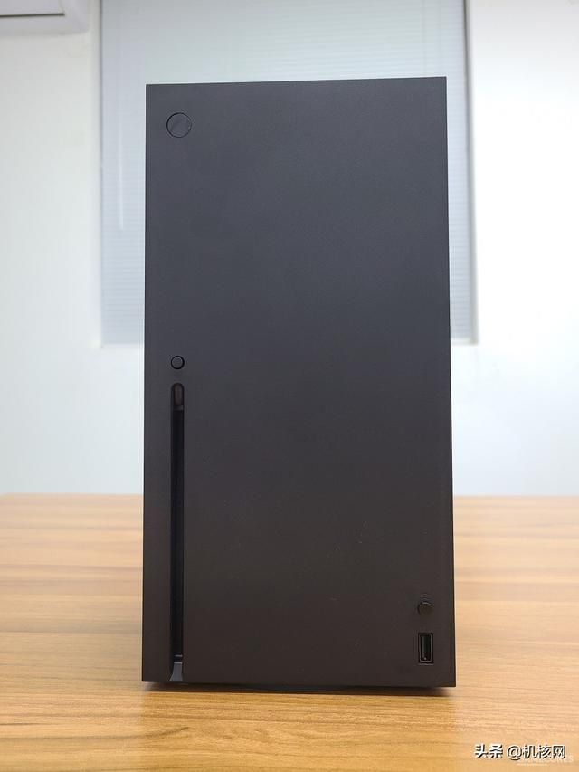 次世代来了!机核网 Xbox Series X 开箱分享