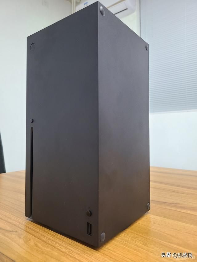 次世代来了!机核网 Xbox Series X 开箱分享