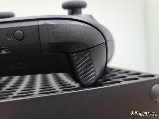次世代来了!机核网 Xbox Series X 开箱分享