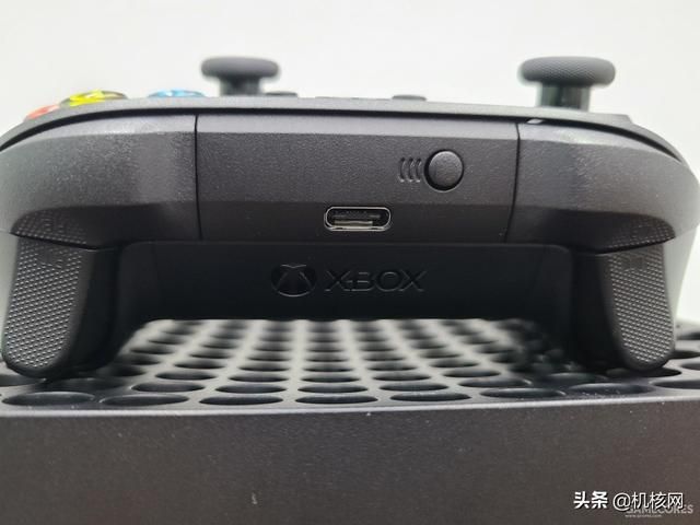 次世代来了!机核网 Xbox Series X 开箱分享