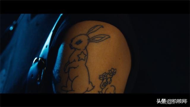 死者苏生,哲学再临:《黑客帝国:矩阵重启》预告片的一些小细节