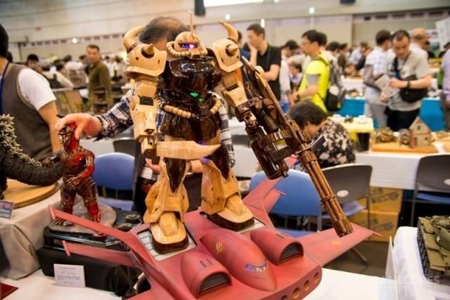 用木材制作的钢普拉模型的可真厉害！