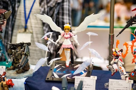 用木材制作的钢普拉模型的可真厉害！