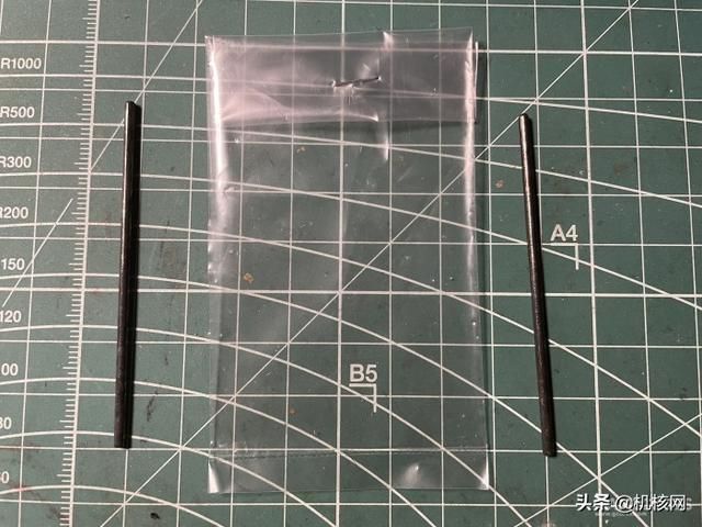 田宫静态四驱车模型“跳跃者号”拼装展示