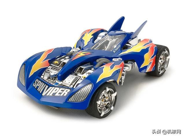 田宫静态四驱车模型“跳跃者号”拼装展示