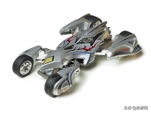 田宫静态四驱车模型“跳跃者号”拼装展示