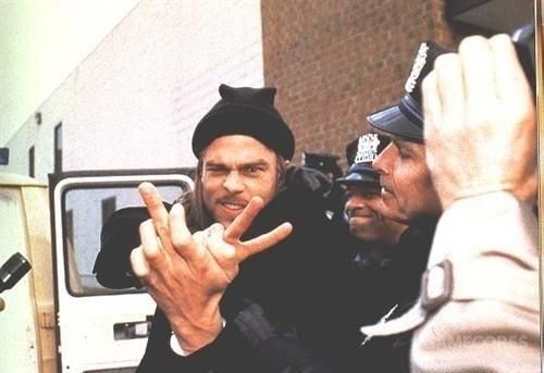 电影《十二只猴子》浅析