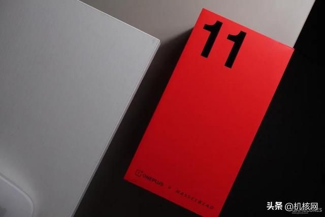 系统顺滑震感棒，三摄齐全定价香，一加11体验报告