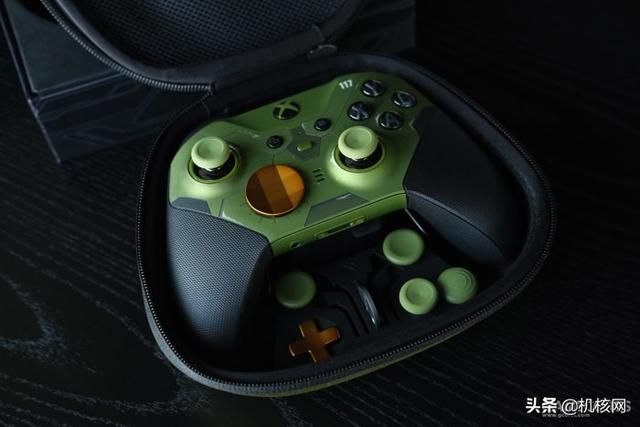 纯粹为了显摆显摆：《光环：无限》精英手柄图赏