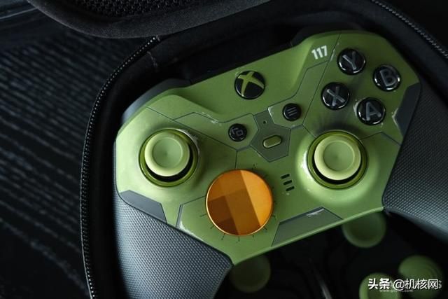 纯粹为了显摆显摆：《光环：无限》精英手柄图赏