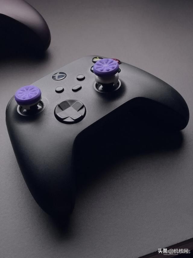 纯粹为了显摆显摆：《光环：无限》精英手柄图赏