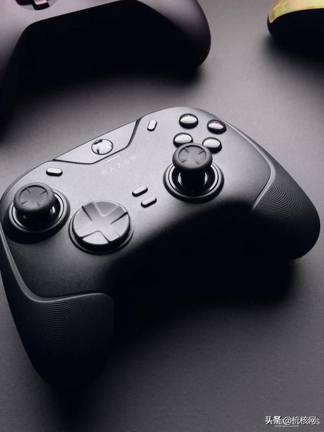 纯粹为了显摆显摆：《光环：无限》精英手柄图赏