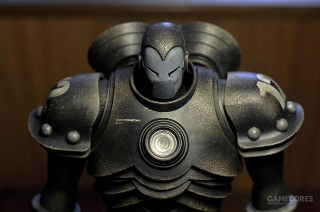 给我一个漫画版的钢铁侠