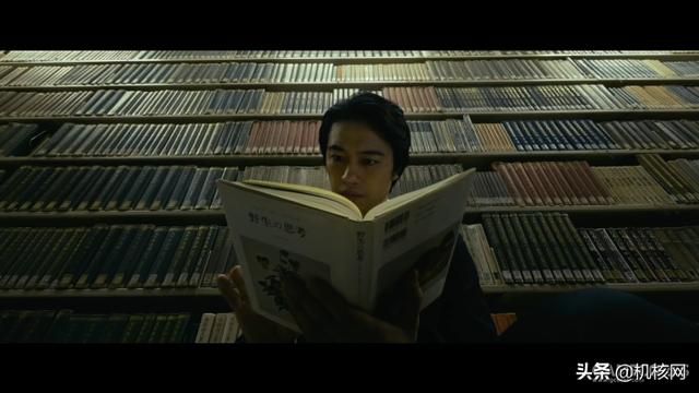 解析《新·奥特曼》预告中隐含的信息