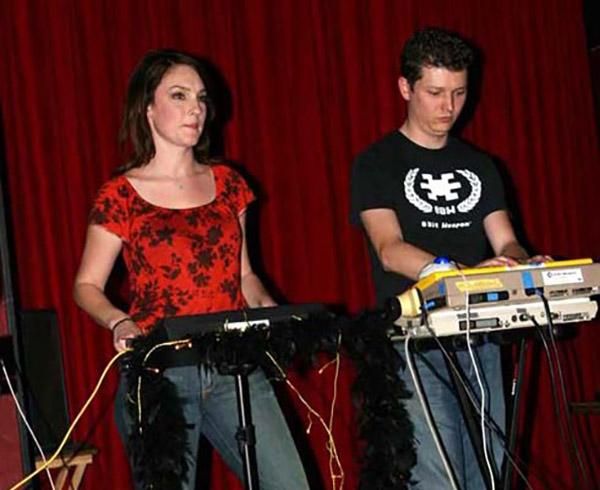 边吃蘑菇边听歌——毒性不浅的8bit音乐