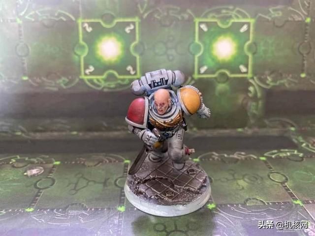 还担心玩战锤的门槛高吗？安利两款战锤的入门桌游产品