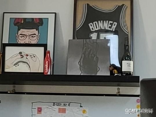 连卡针都不放过的深度融合:OPPO Ace 2 EVA 定制版开箱